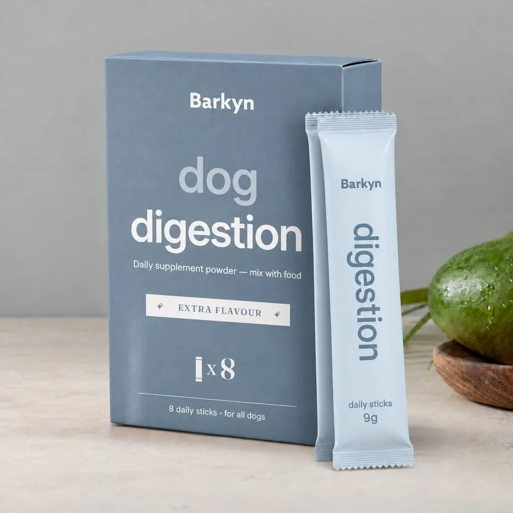 La scatola dell'integratore Barkyn e una bustina di dose quotidiana